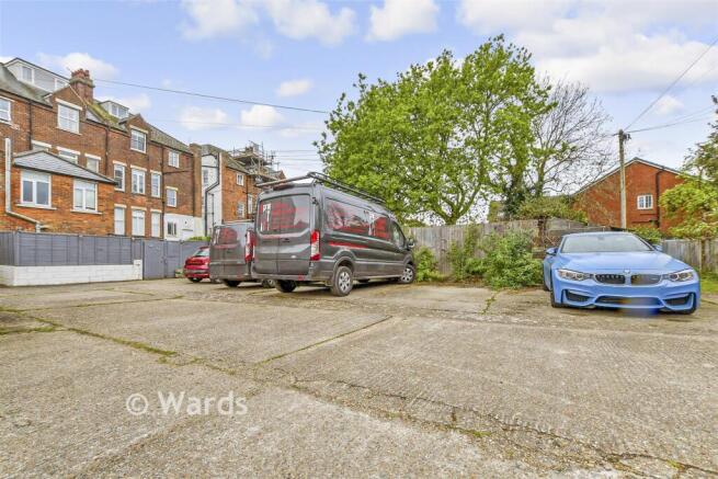 Driveway/Parking
