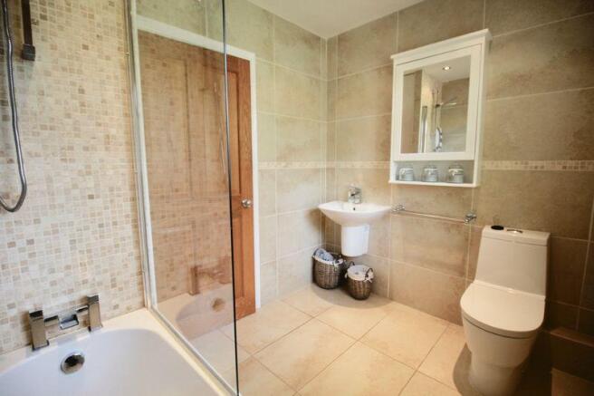 Modern Bathroom