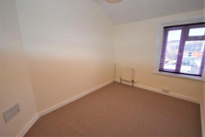 BEDROOM 2.jpg