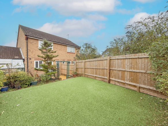 Sweyns Mead, Stevenage, Hertfordshire, SG2 photo 3
