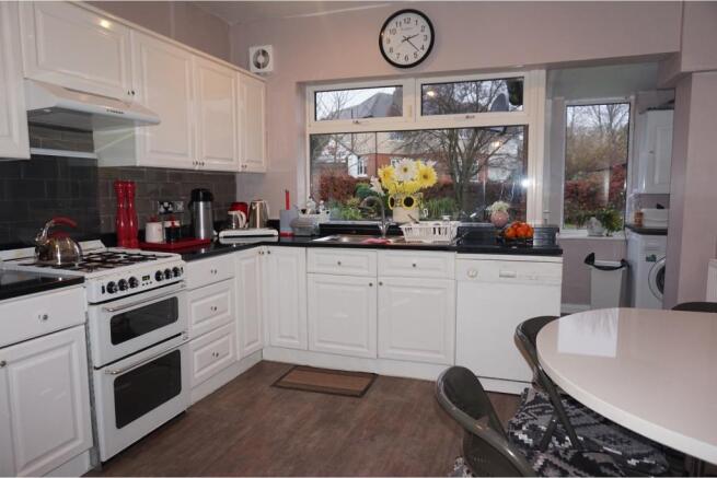Kitchen / Breakfast