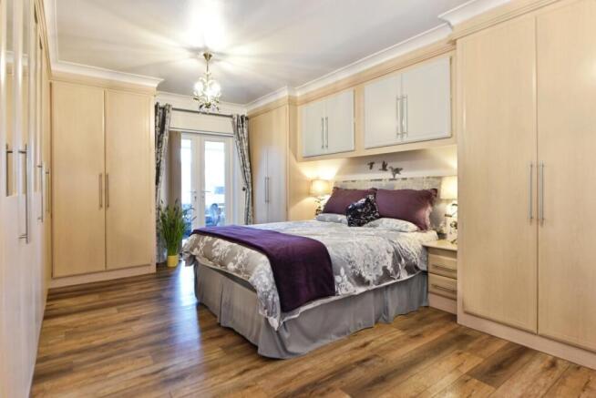 7 bed Bungalow for sale Image 9