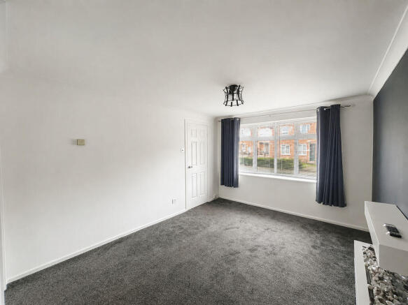 Green Meadow Road, Willenhall photo 4