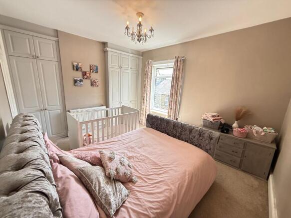 2 bed Terraced for sale Image 4