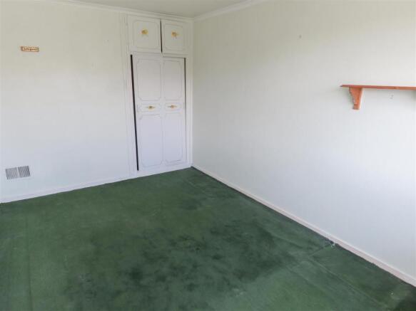 Master Bedroom.JPG