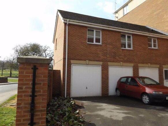 2 bed Flat for sale Image 9