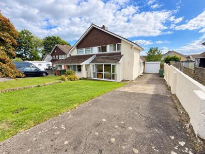 Three Oaks Close, Bedwas, CF83