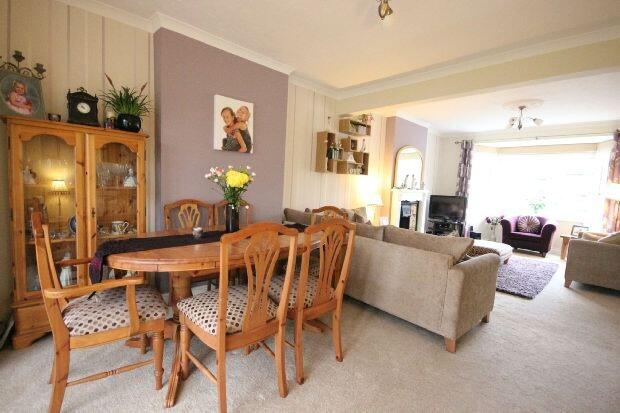 Lounge/DiningPHOTO1