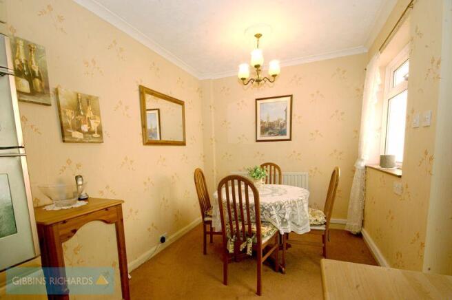 kitchen/dining...