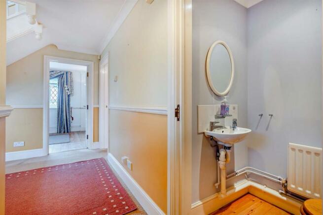 8578120-interior19-800.jpg