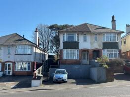 First Floor Flat, 1021, Christchurch Road, Bournemouth BH7 6BD