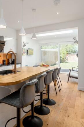 Kitchen/Dining