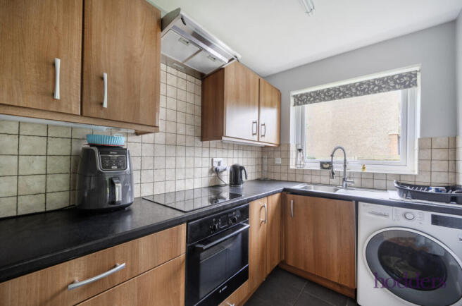 7f157a0d-8880-4f4...