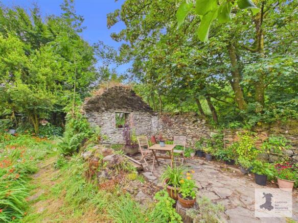 Ruined stone barn