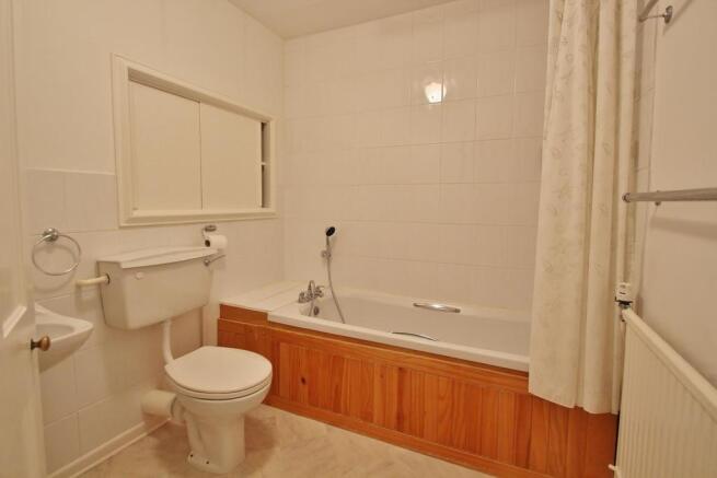 Bathroom.JPG