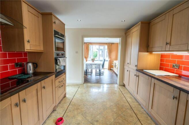 Kitchen (2)