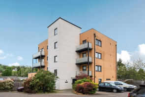 10, 3 Arlington Lodge, Whyteleafe Hill, Whyteleafe CR3 0FA