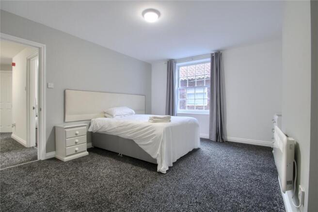 2 bed Flat for sale Image 4