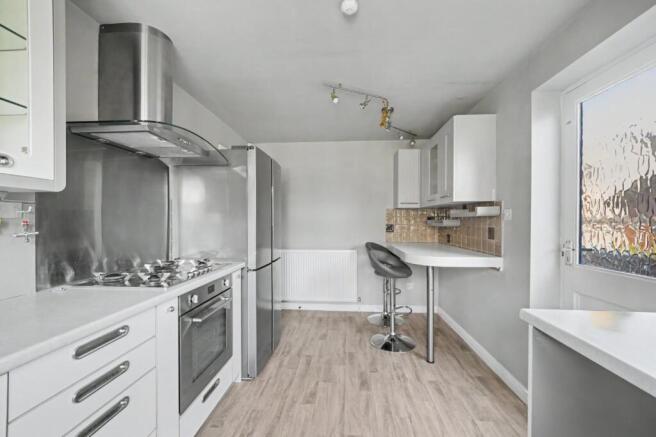 Burns Way, Harrogate, North Yorkshire, HG1 photo 3