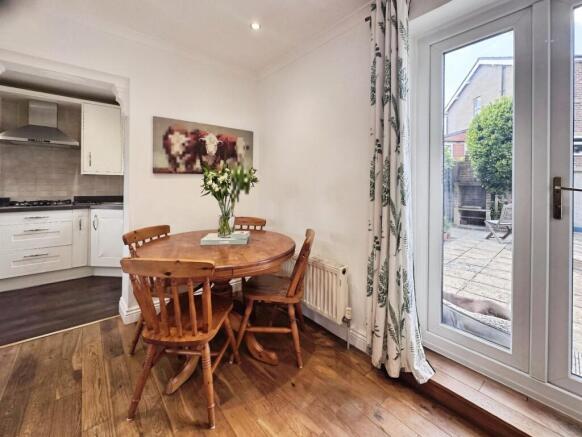 3 bed Semi-Detached for sale Image 5