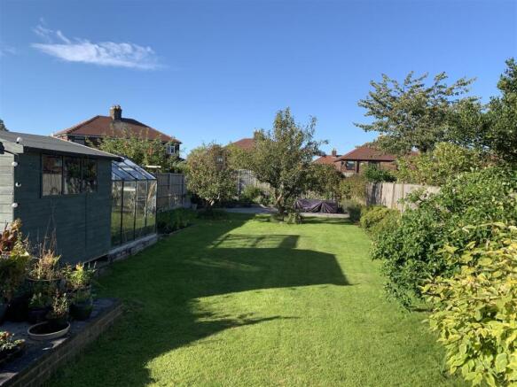 clarkes 46 gdn 1.jpg