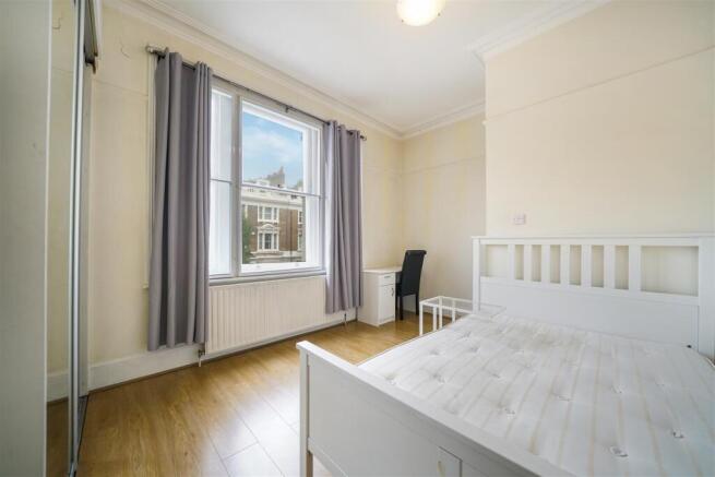 Flat 3, 40 Elsham Road - LCtdIXnup3HuAAbzr1Cd.jpg