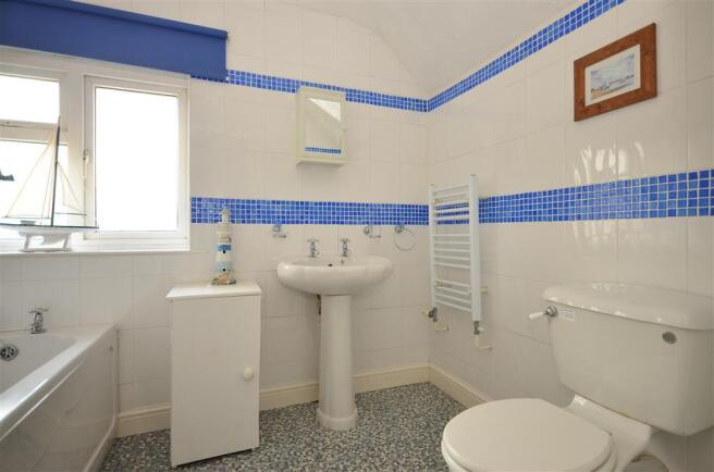 En-Suite Bathroom