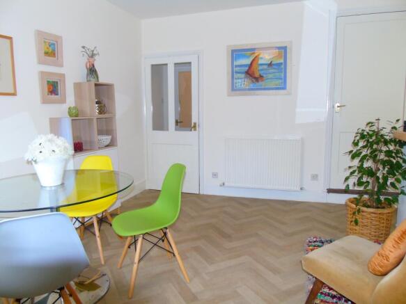 4 bed Semi-Detached to rent Image 11