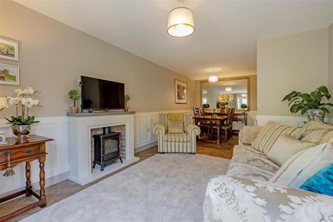 Reception Room-3.jpg