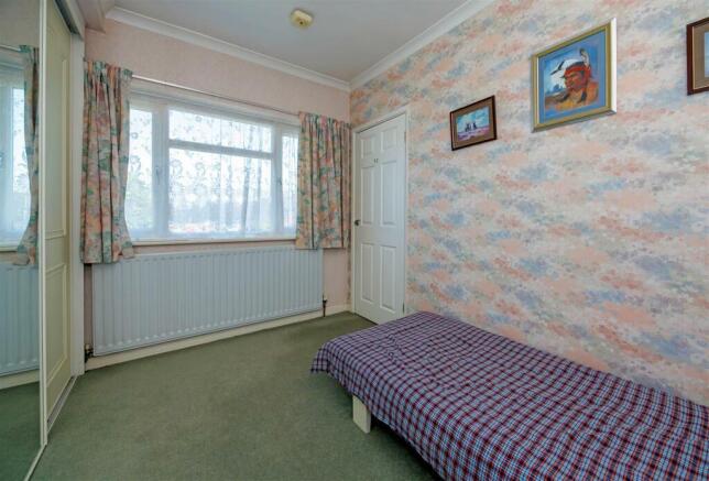 Bedroom 2.1 1N9A5157-Enhanced-NR.jpg