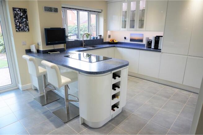 Kitchen / Breakfast