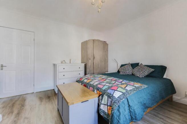 4 bed Terraced for sale Image 9