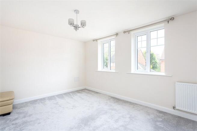3 bed Semi-Detached for sale Image 8