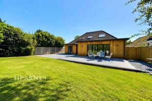 44, Dulsie Road, Bournemouth BH3 7EA