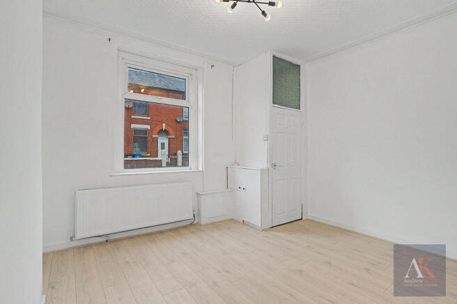 2 bed Terraced for sale Image 5