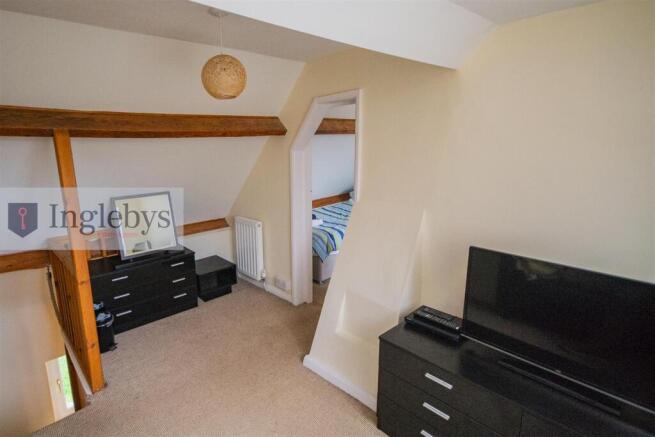 2 bed Terraced for sale Image 11