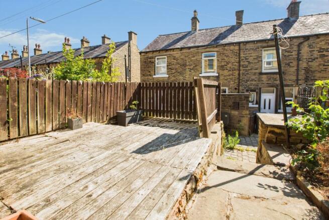 3 bed Terraced for sale Image 7