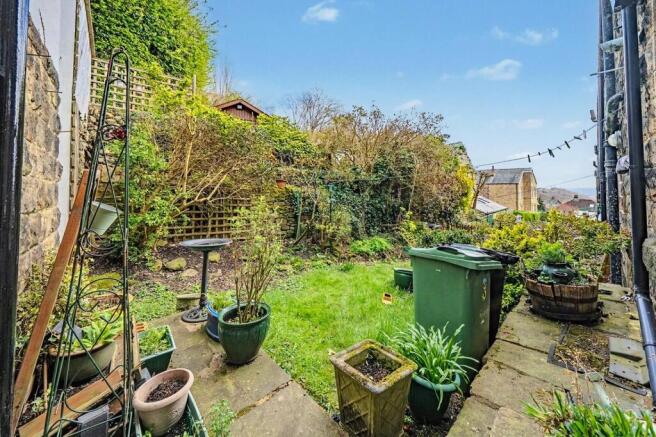 2 bed Terraced for sale Image 8