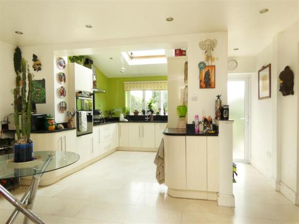 Dining Kitchen