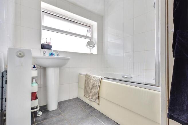 Bathroom.jpeg