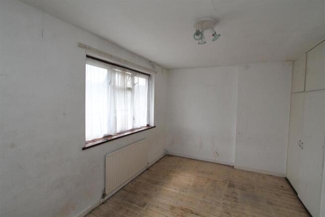 Master Bedroom.JPG