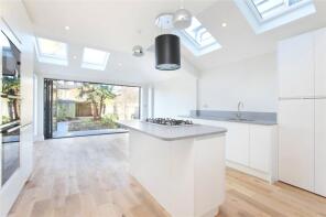 3, Bellamy Street, London SW12 8BT