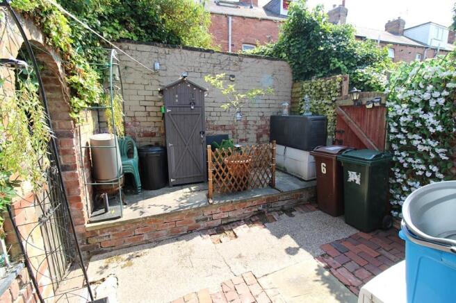 2 bed Terraced for sale Image 6