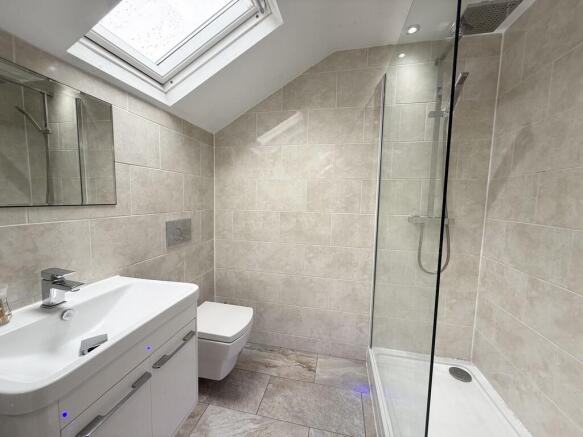 2 bed Terraced for sale Image 12