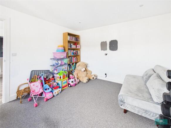 3 bed Semi-Detached for sale Image 7