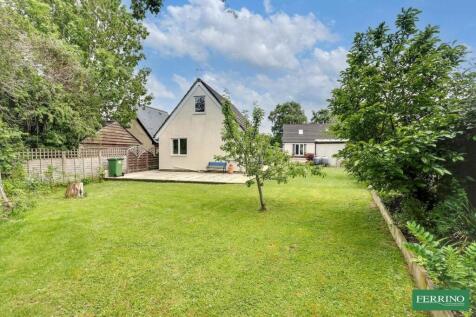 with 1 Bed Detached Annex, Broadwell, Coleford, Gloucestershire. GL16 7EB