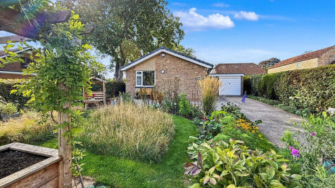 Chatsworth, Barff Road, Potterhanworth
