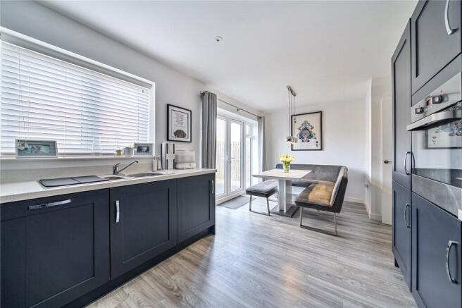 3 bed House for sale Image 6