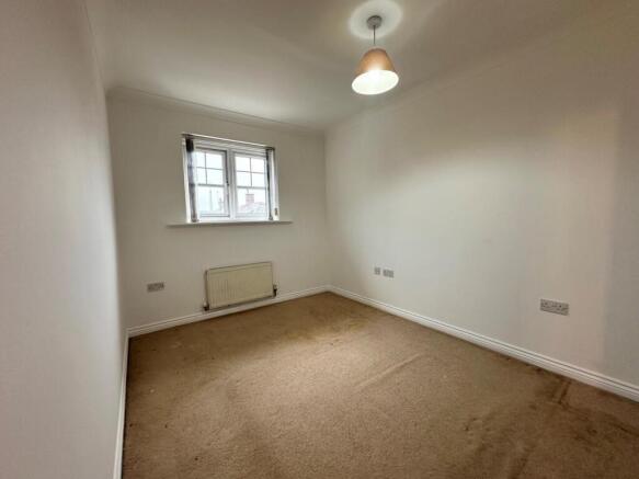 2 bed Apartment for sale Image 4