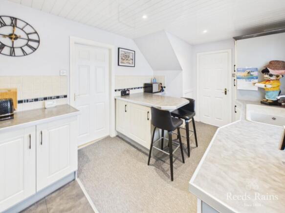 3 bed Detached for sale Image 12